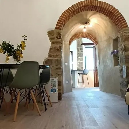 Casa Angolo Cantina Nel Castello