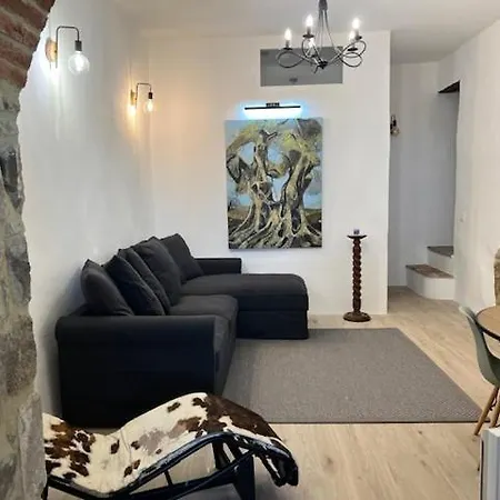 Daire Casa Angolo Cantina Nel Castello *